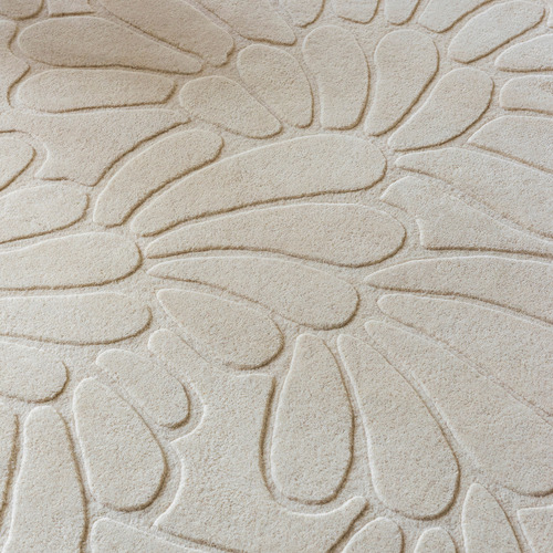 Ivory Cream La Coleby Petals Hand-Tufted Wool Rug