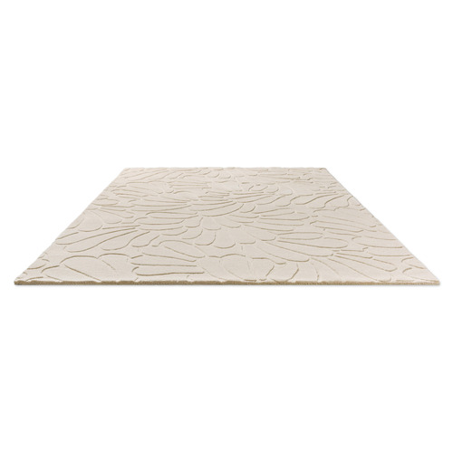 Ivory Cream La Coleby Petals Hand-Tufted Wool Rug