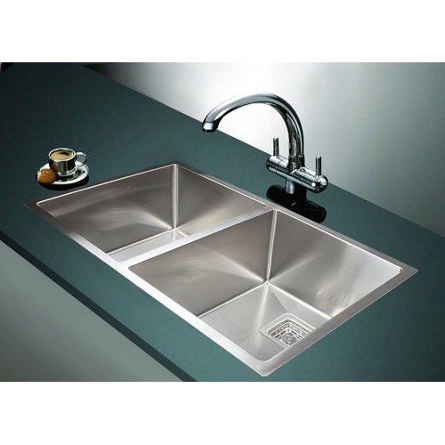 84 x 51cm Round Handmade Double Stainless Steel Kitchen Sink
