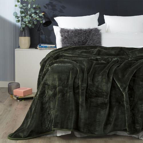 Faux-Mink-Blanket
