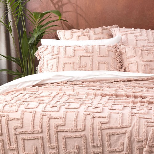 Blush Riley Vintage Washed Tufted Cotton Bed Cover Set