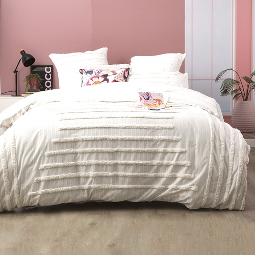 White Classic Vintage Washed Tufted Cotton Quilt Cover Set
