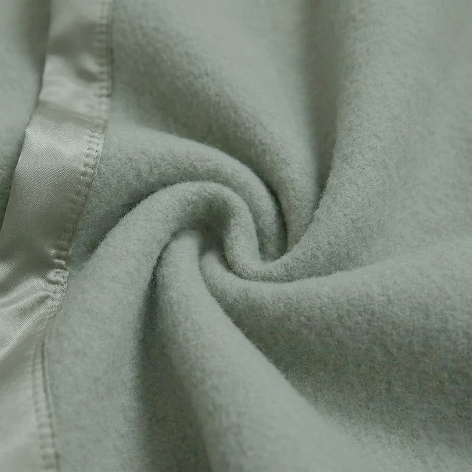 Fenric Merino Wool Blanket