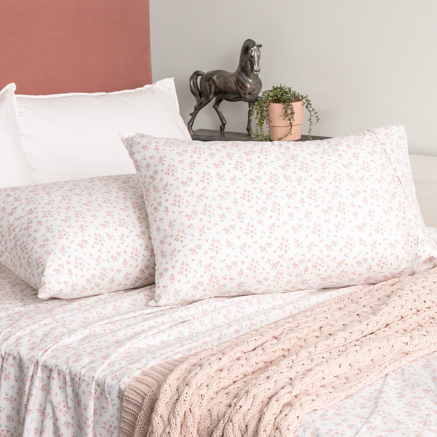 Blythe Organic Cotton Sheet Set