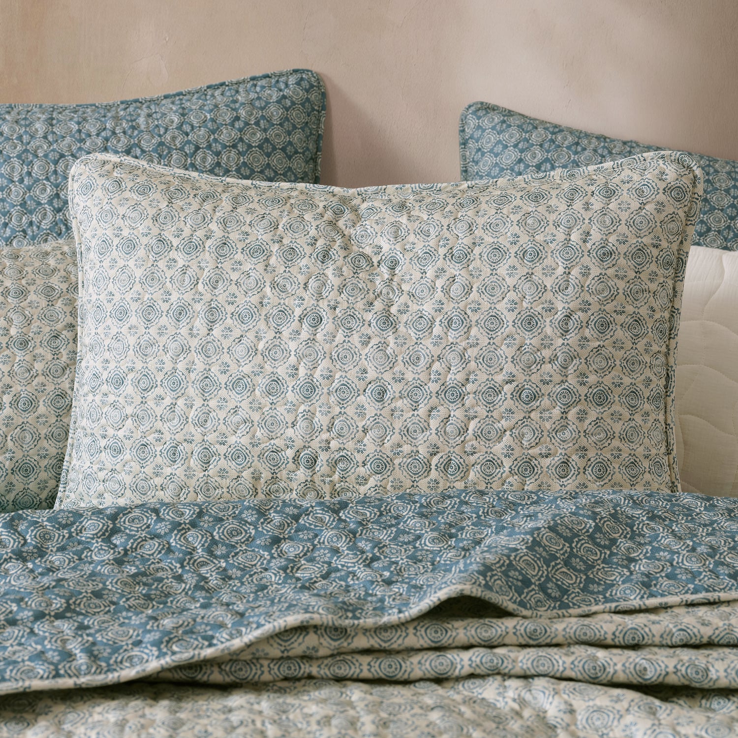 Cleo Cotton Sateen Coverlet Set