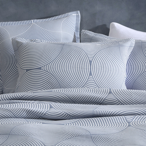 Arlo Yarn-Dyed Jacquard Quilt Cover Set
