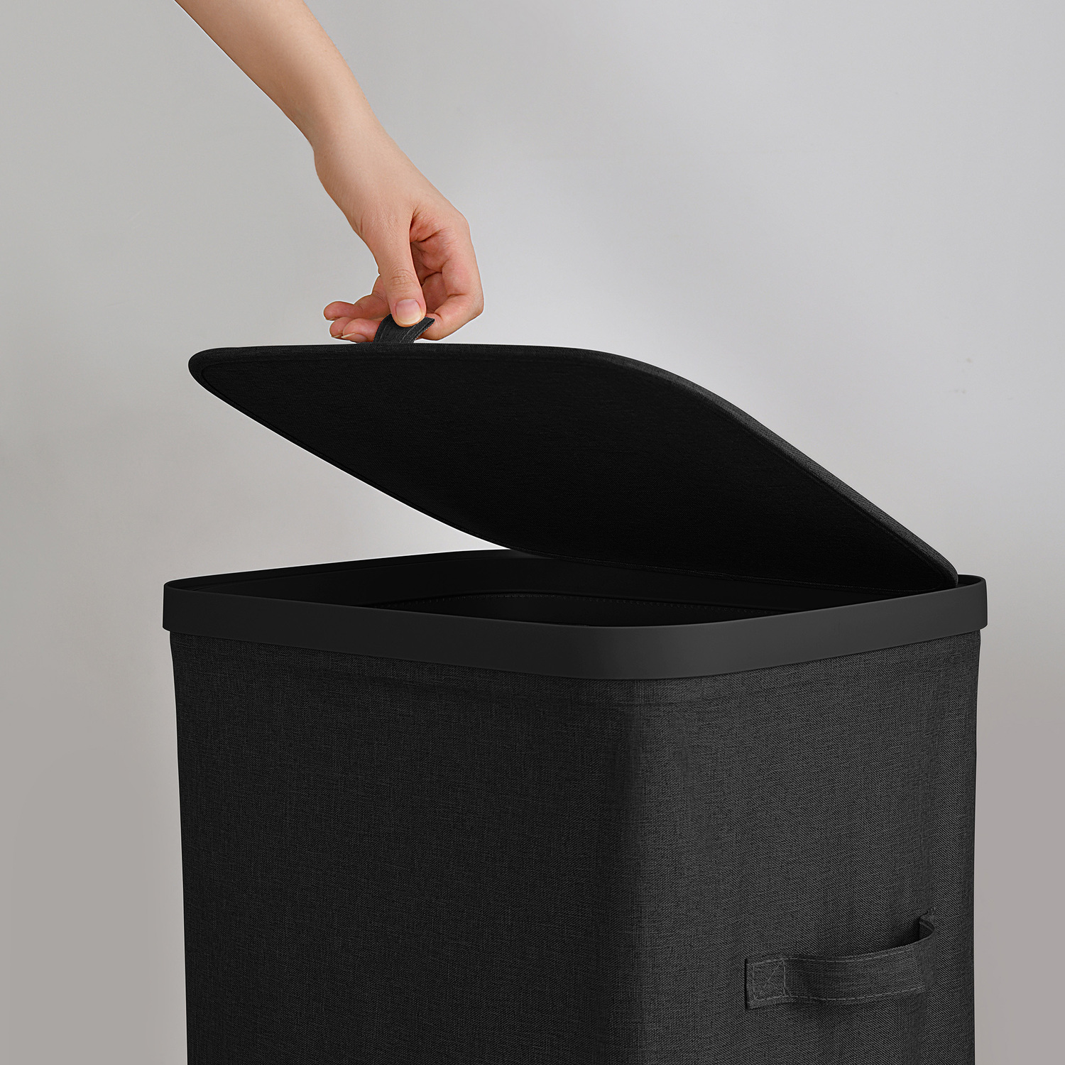 Titus-Foldable-Laundry-Hamper