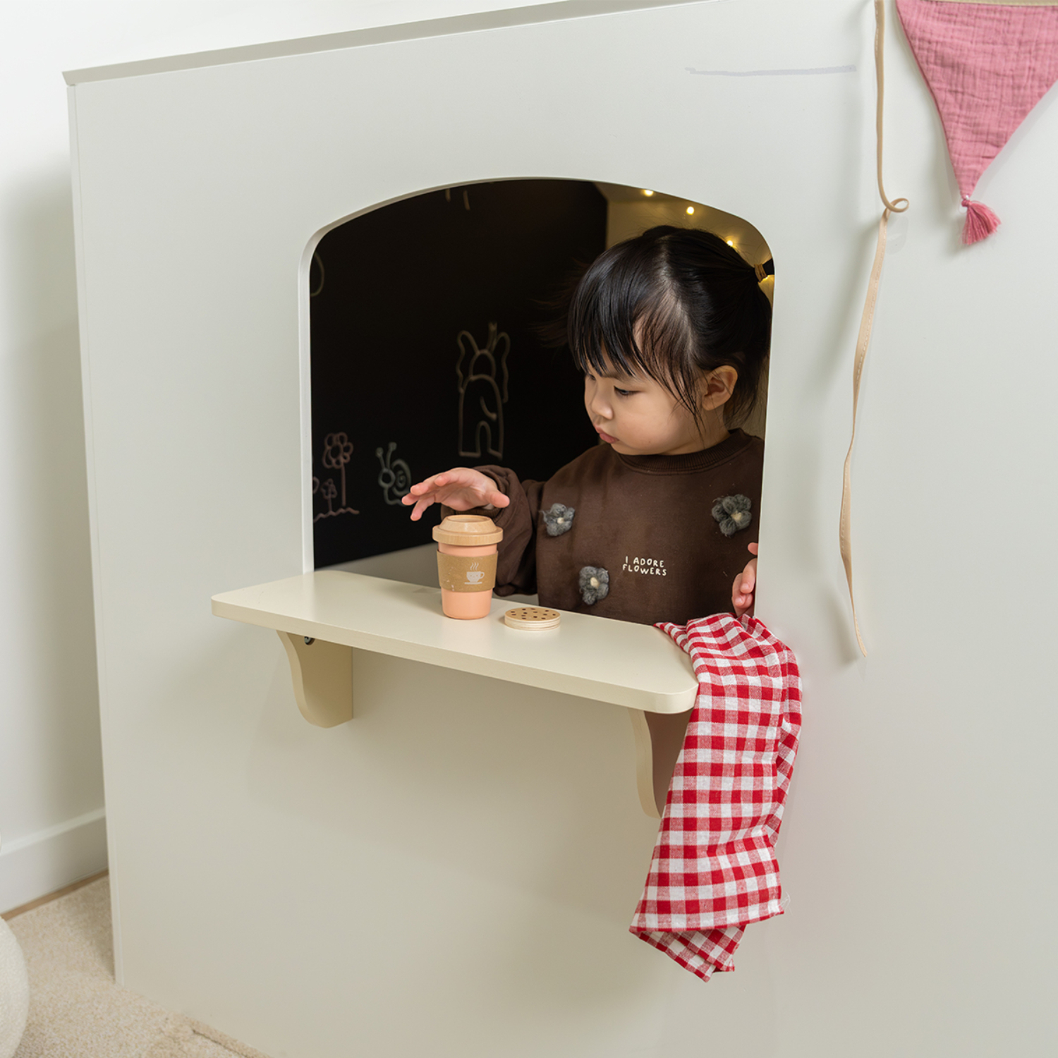 Bettina Cubby House