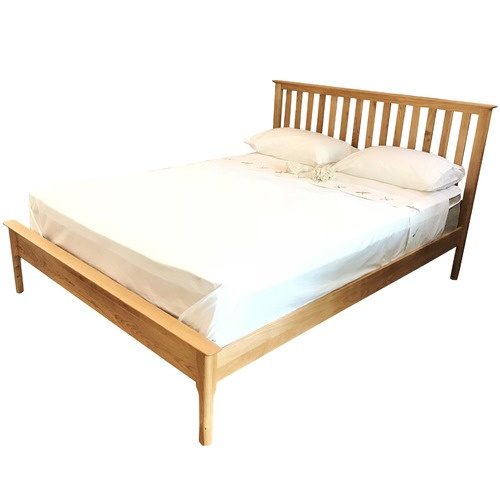 Carolina American Oak Slatted Queen Bed Frame Temple & ster