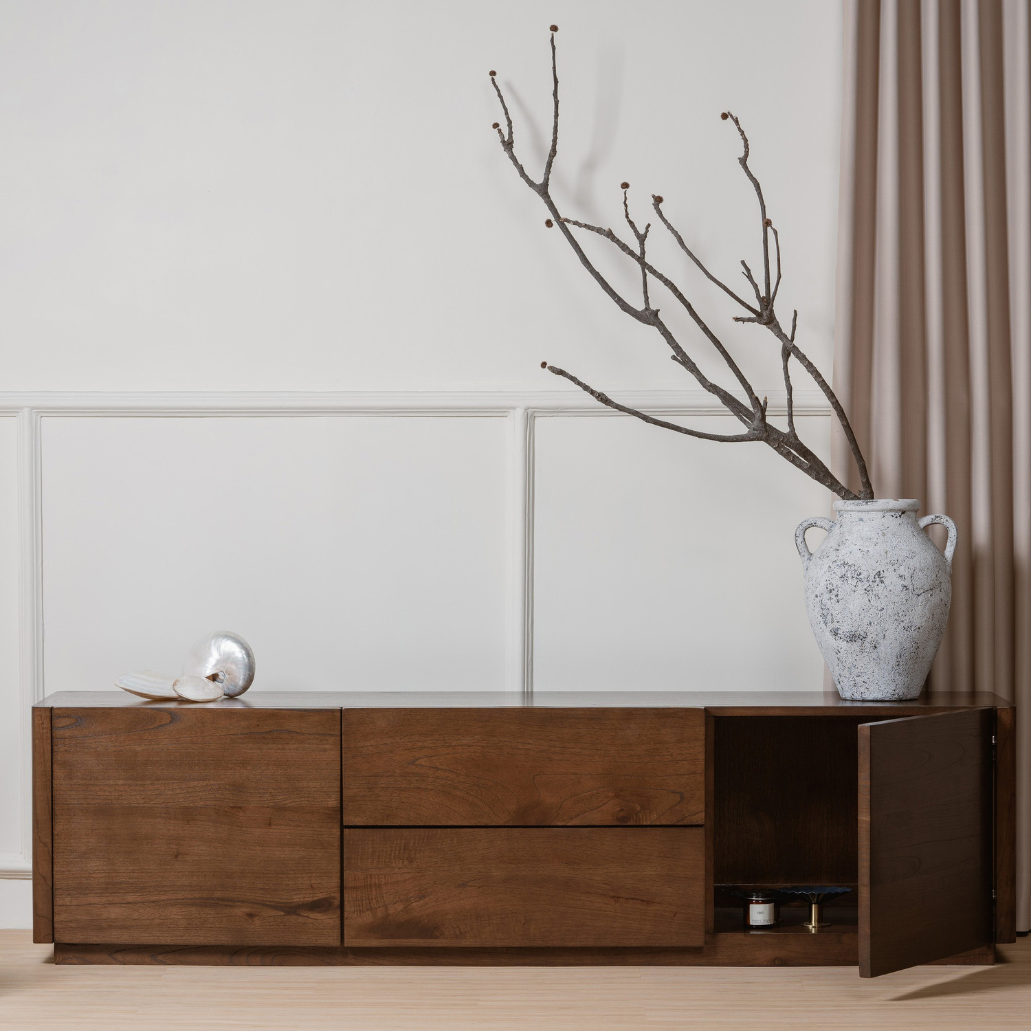 Oswin-2-Door-2-Drawer-Entertainment-Unit