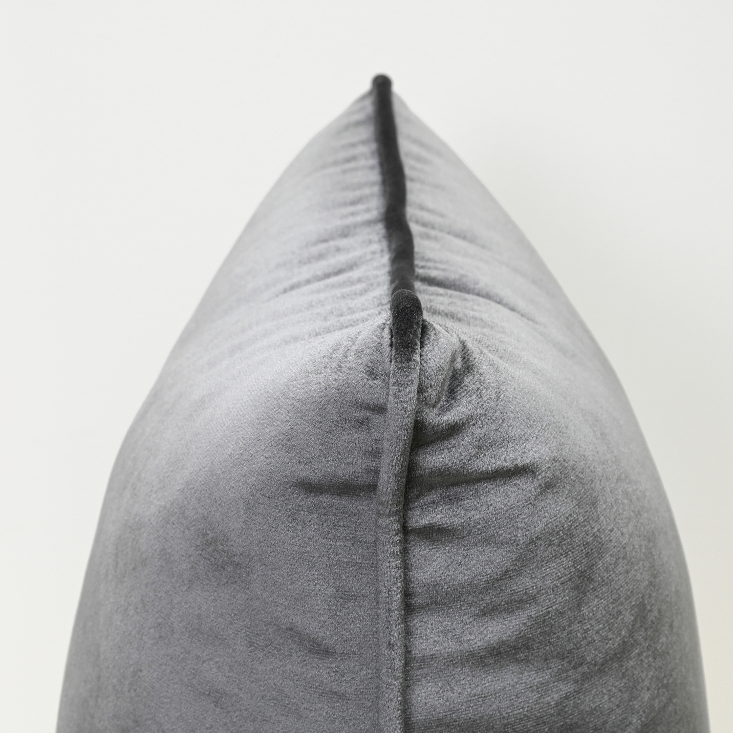Hermann-Piped-Rectangular-Velvet-Cushion-DDCL