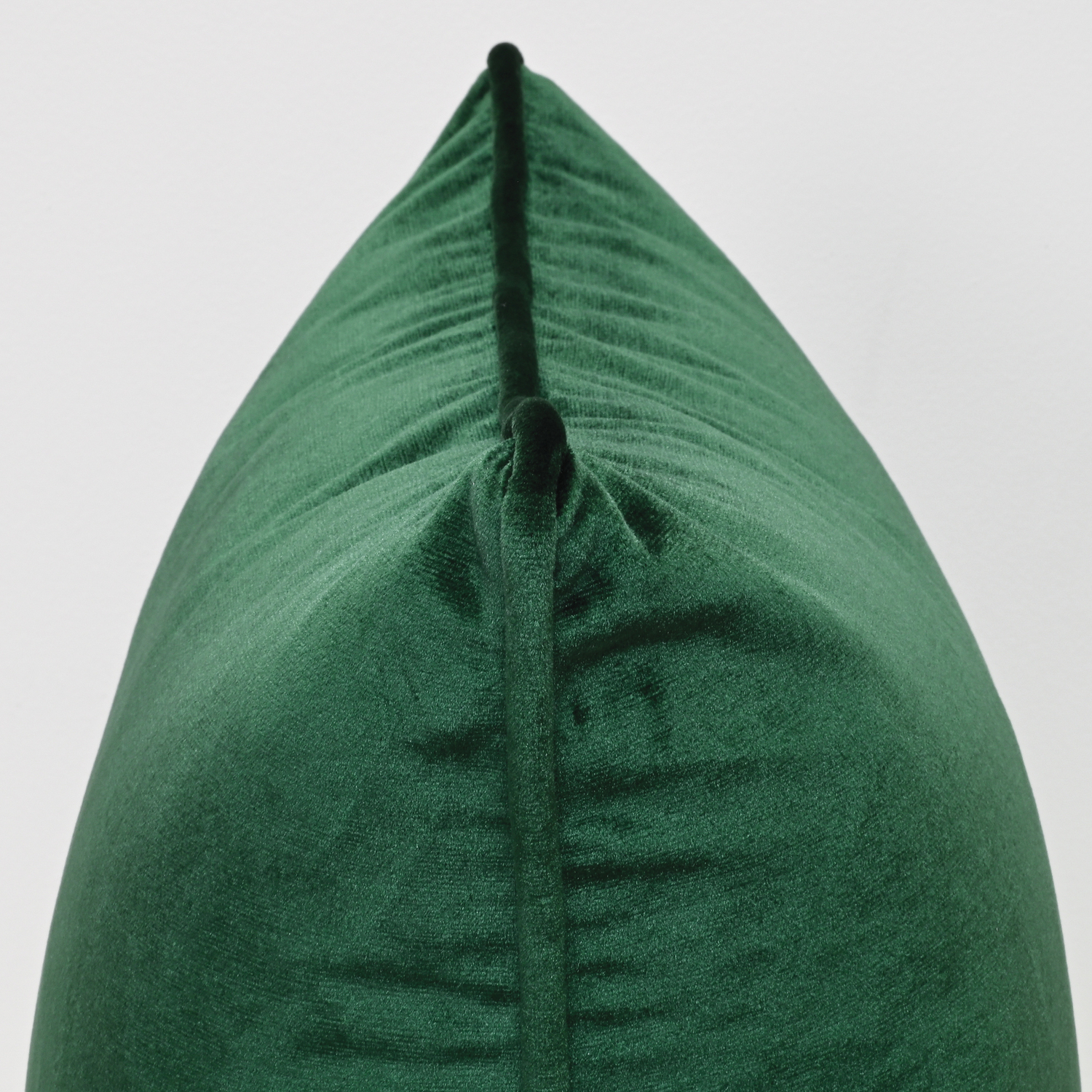 Hermann-Piped-Rectangular-Velvet-Cushion-DDCL