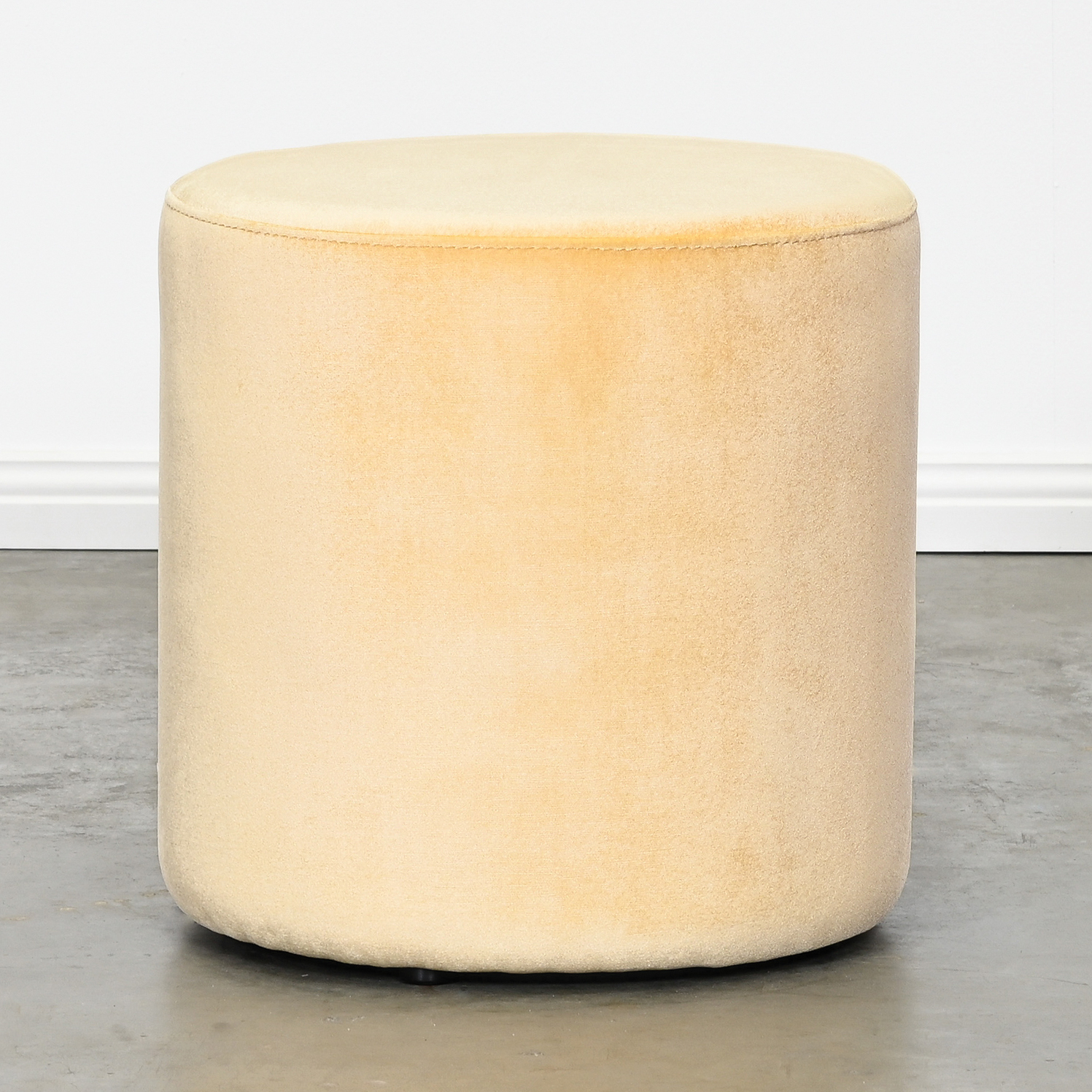 Smith-Velvet-Ottoman-DDO