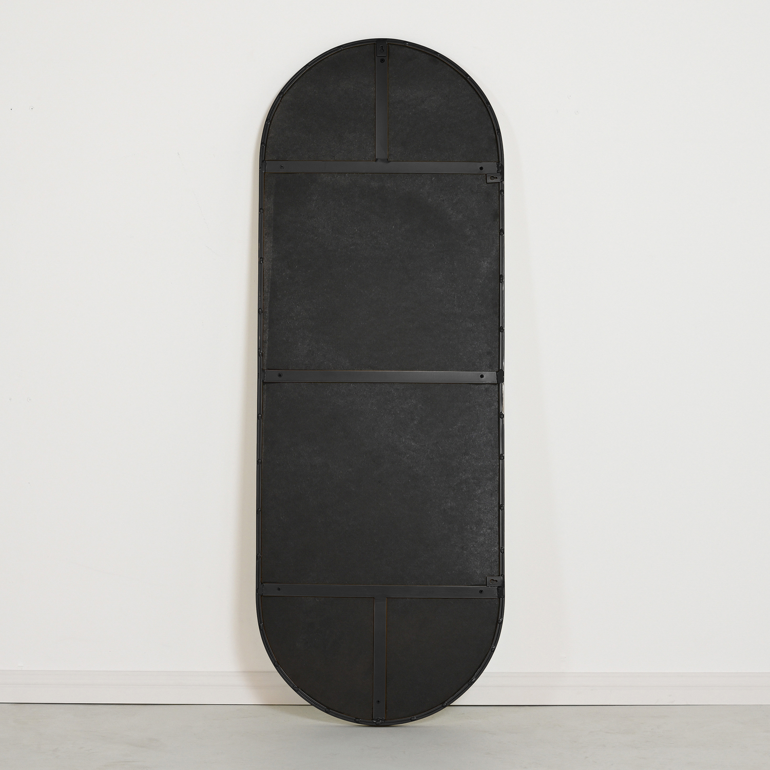 Ludlow-Oval-Steel-Wall-Mirror