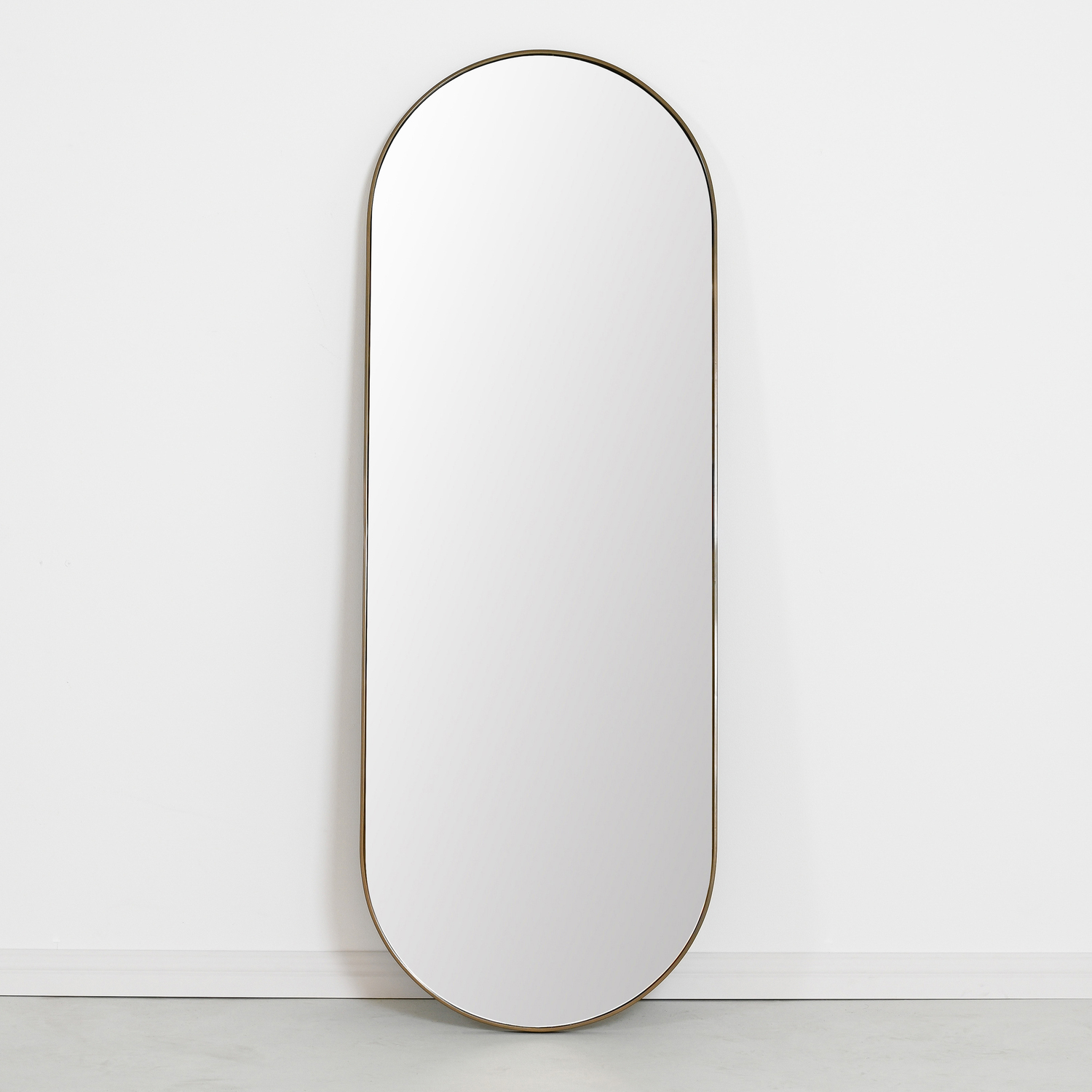 Ludlow-Oval-Steel-Wall-Mirror