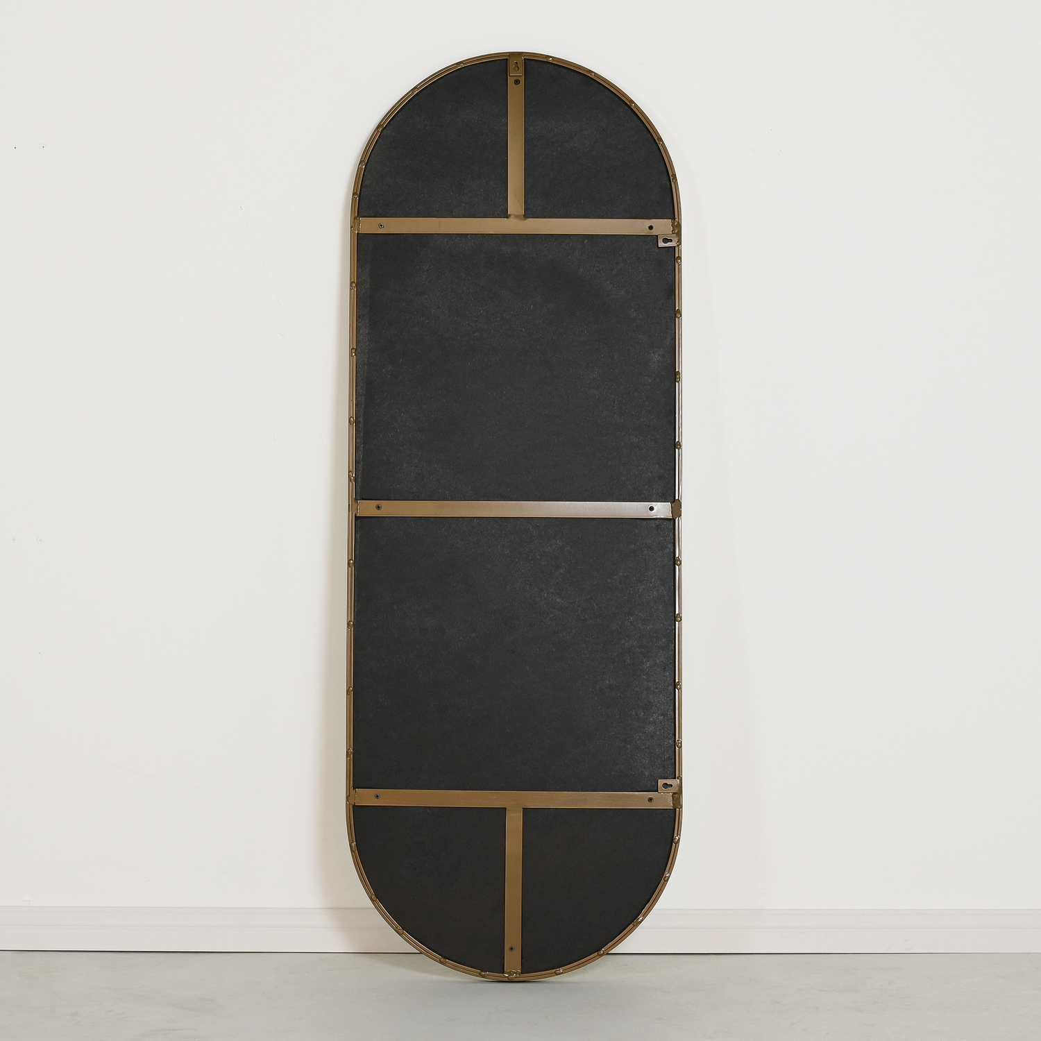 Ludlow-Oval-Steel-Wall-Mirror
