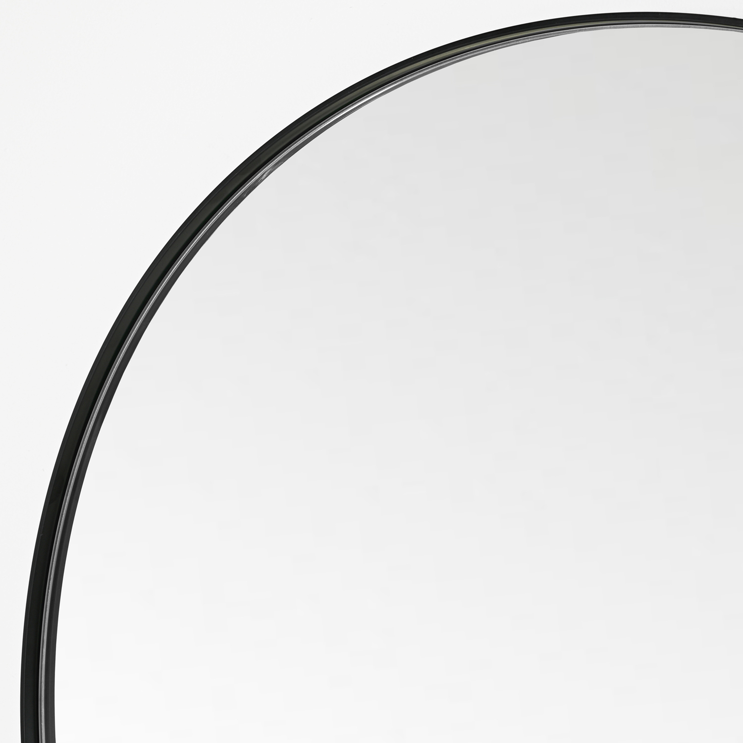Ludlow-Round-Steel-Wall-Mirror