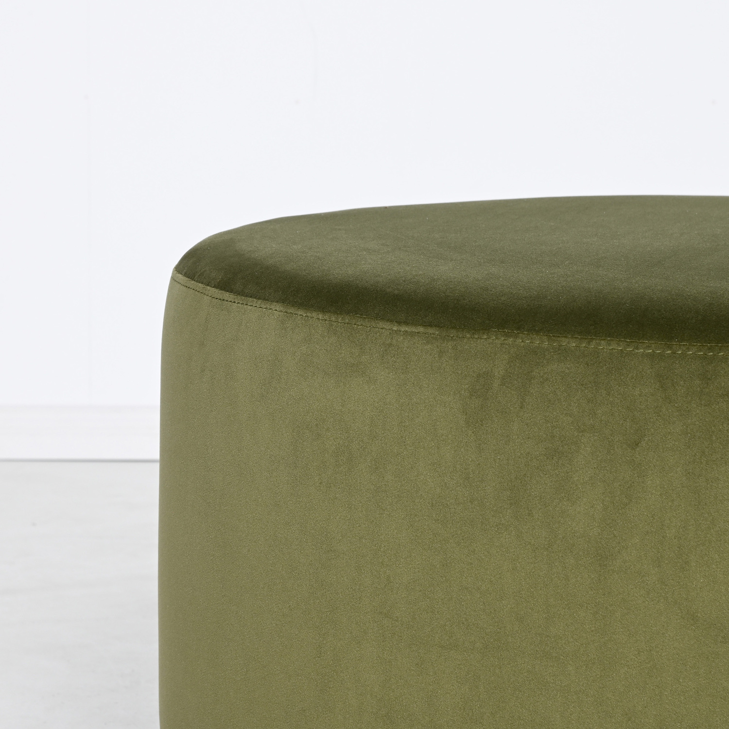 60cm-Visser-Velvet-Ottoman-DDOM
