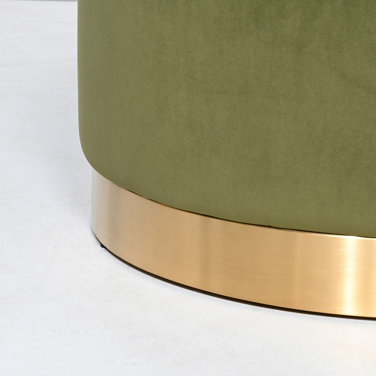 60cm-Visser-Velvet-Ottoman-DDOM