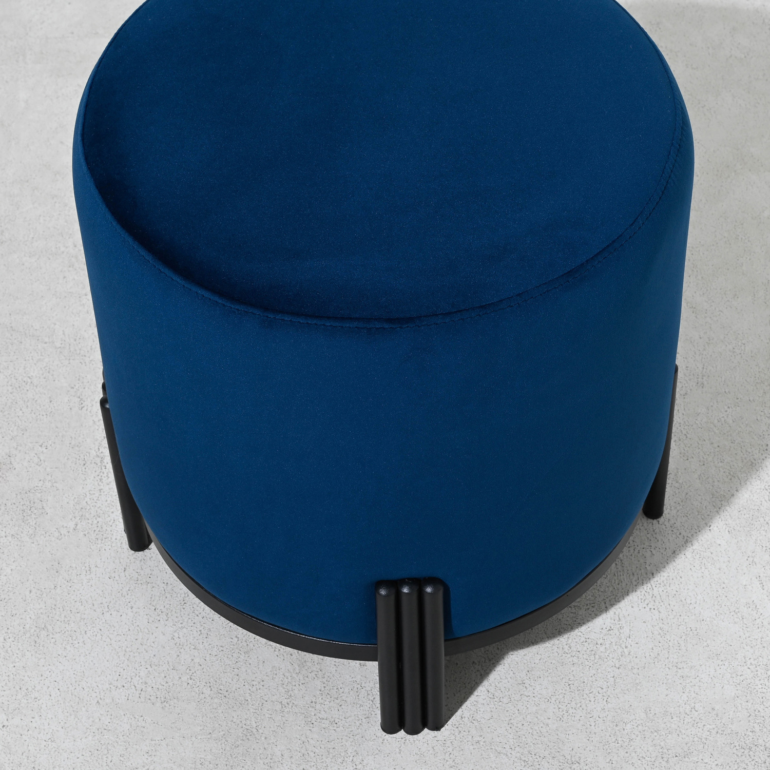 Annalise-Velvet-Upholstered-Ottoman