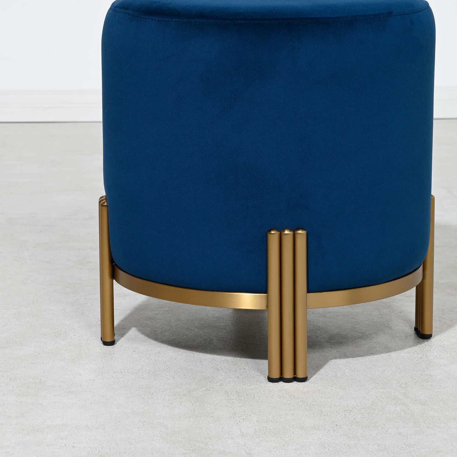 Annalise-Velvet-Upholstered-Ottoman