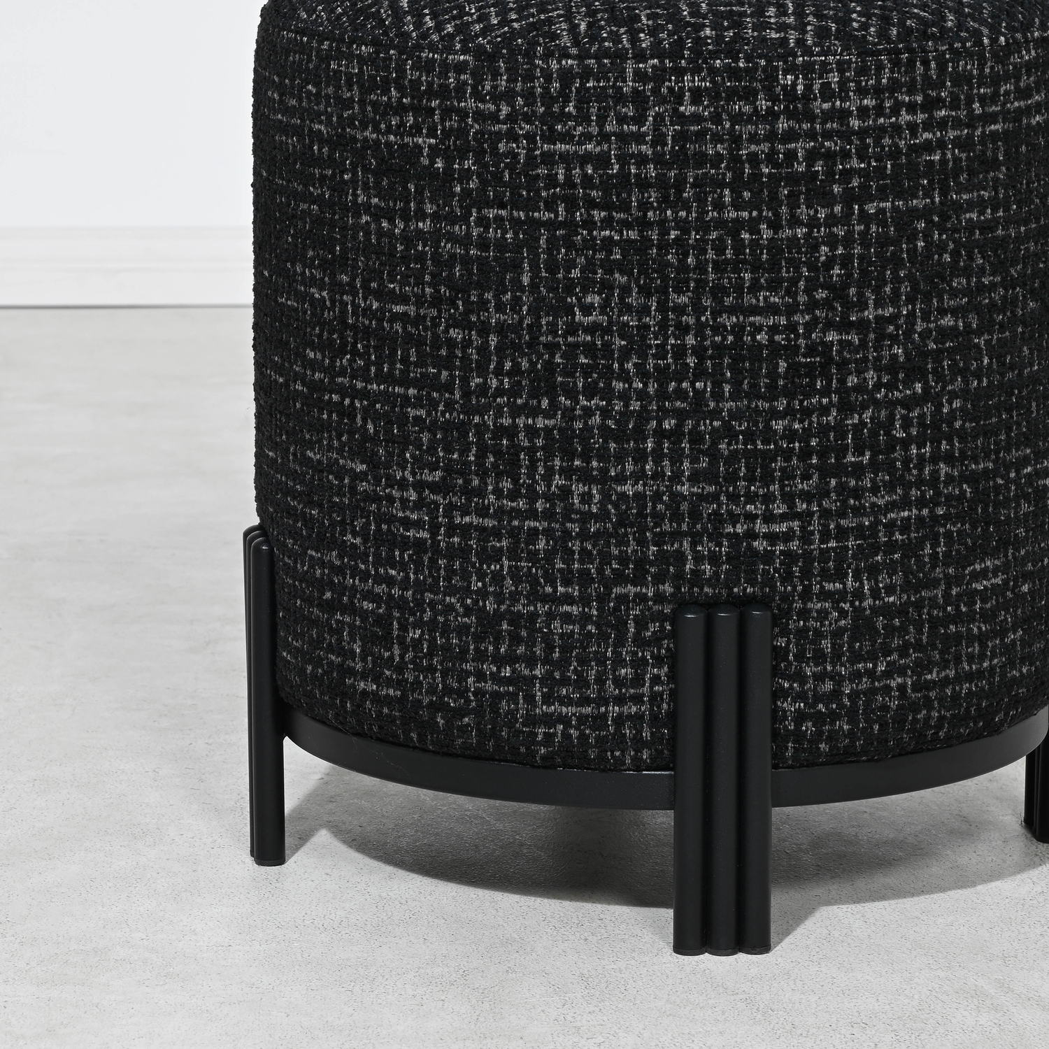 Stamford Boucle Ottoman