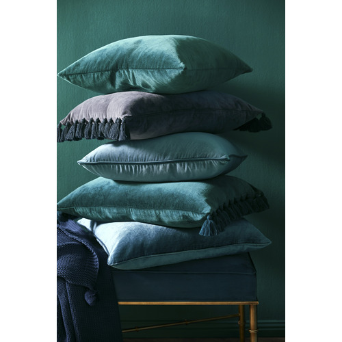 Vivid-Velvet-Cushion