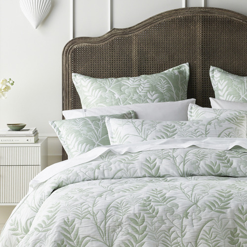 Sage Eden Bedspread Set