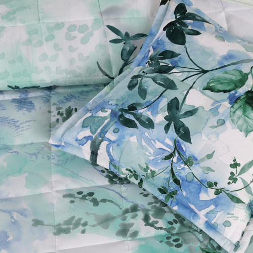 White Woodbury Bedspread Set