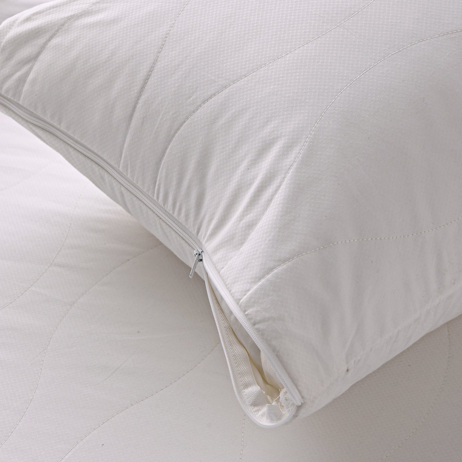 Cool Ease Cotton Percale & Bamboo Pillow Protector