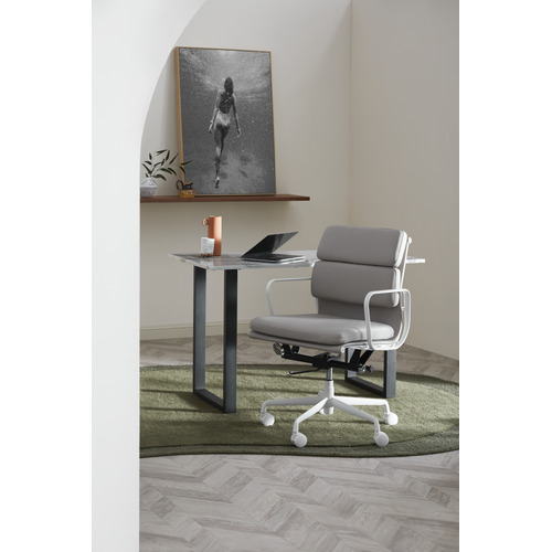 Eames-Premium-Replica-Soft-Pad-Management-Office-Chair