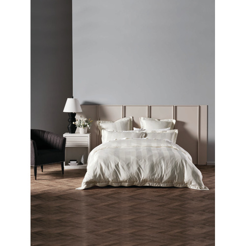 White Francesco Cotton-Blend Quilt Cover Set