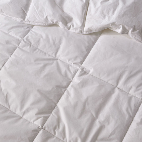 Bamboo-and-Cotton-Summer-Quilt