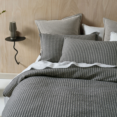 Shadow Cotswold Cotton Quilt Cover Set