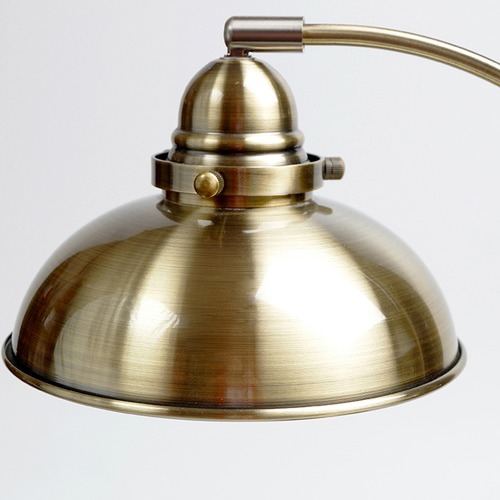 Manor Weathered Table Lamp