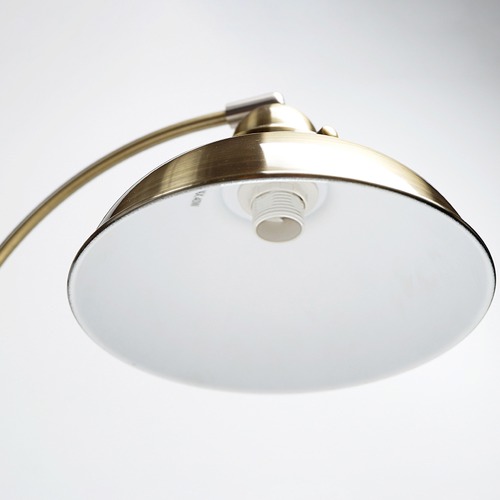 Manor Weathered Table Lamp