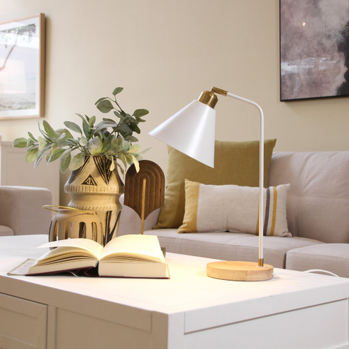 Gordon-Metal-and-Rubberwood-Table-Lamp