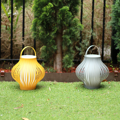 Bostock-Retractable-Outdoor-Cordless-LED-Lantern