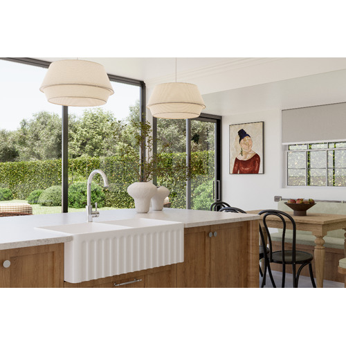 Emmaline-Iron-Pendant-Light