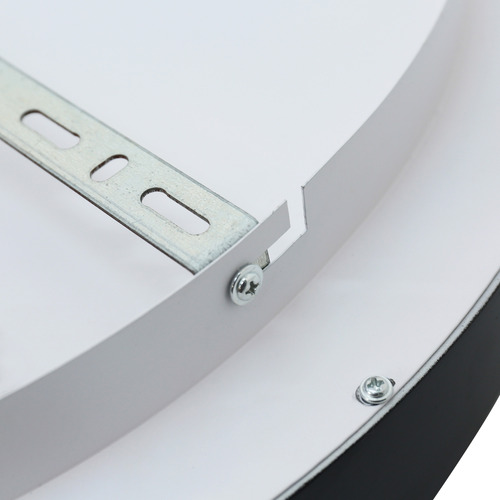 Cuevas LED Oyster Light