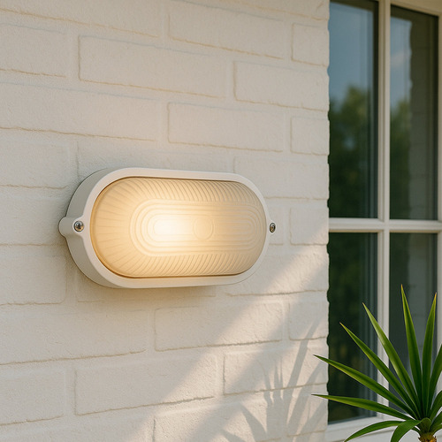 Inaya Bunker Light