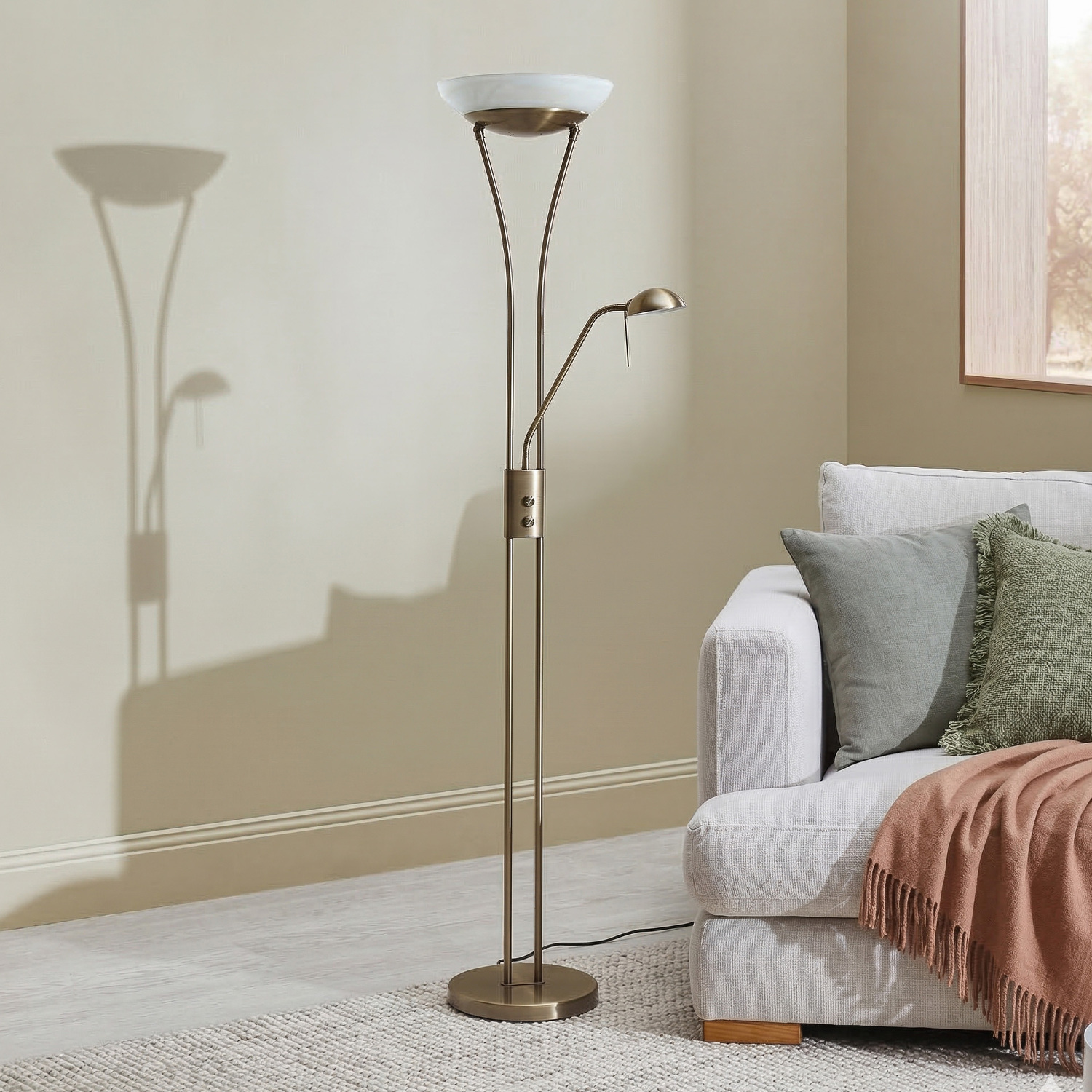 White Saint-Gratien LED Metal Floor Lamp