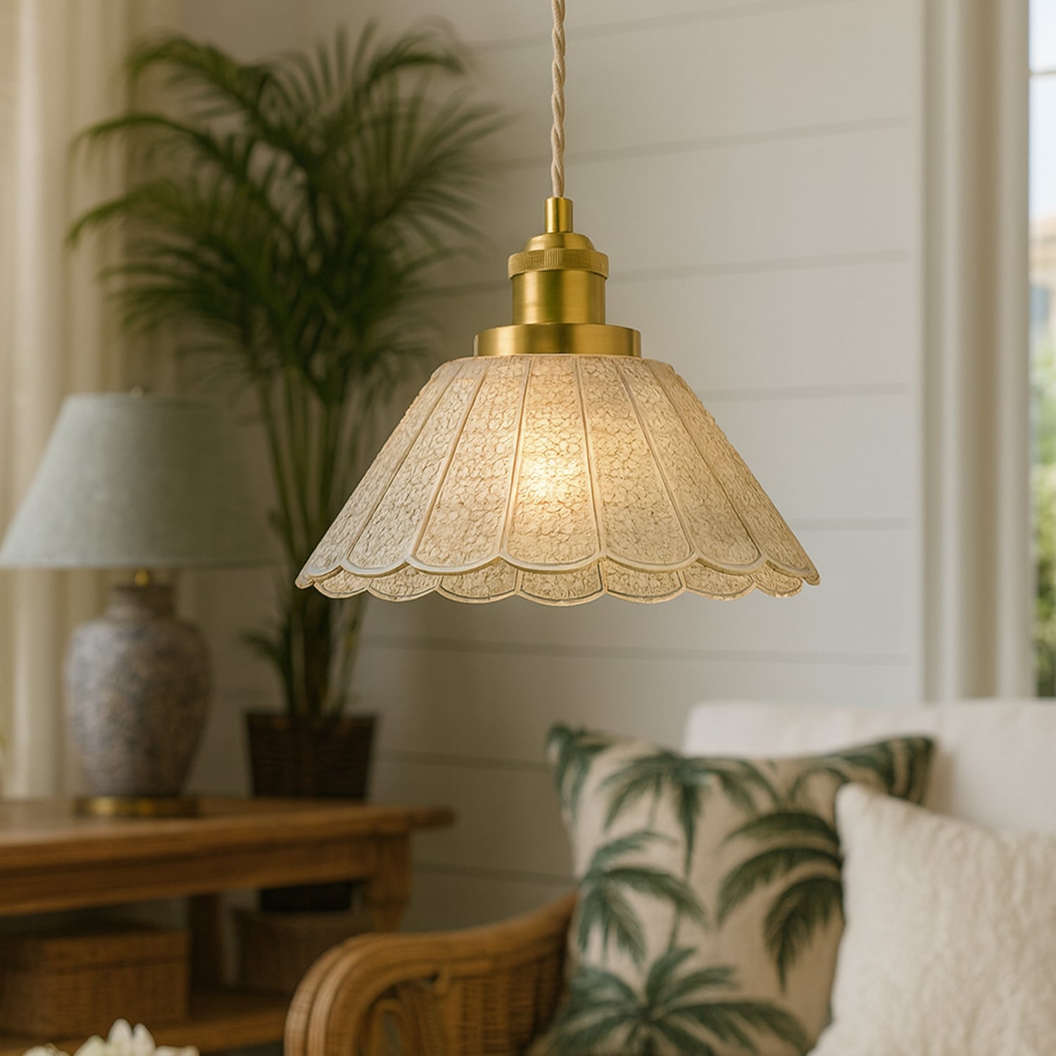 Annette Glass Pendant Light