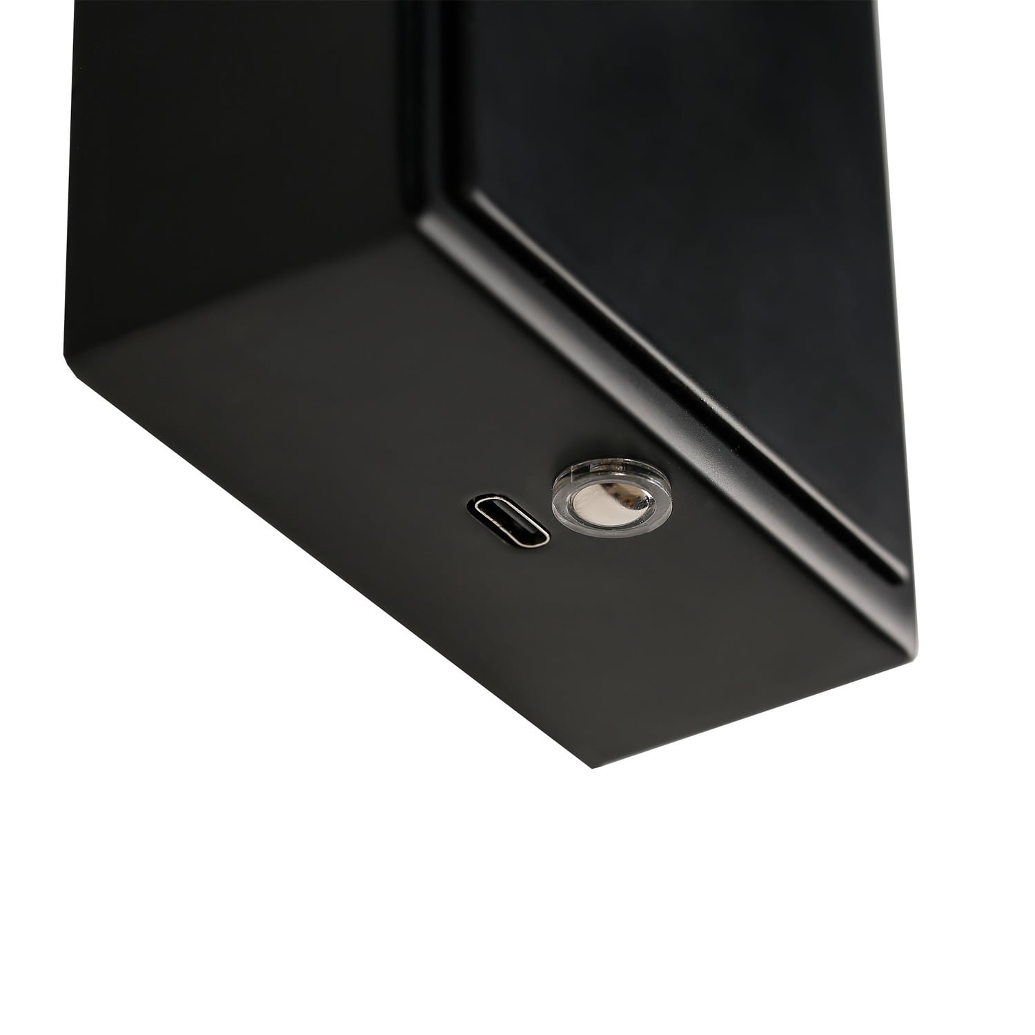 Hudson LED Wall Light
