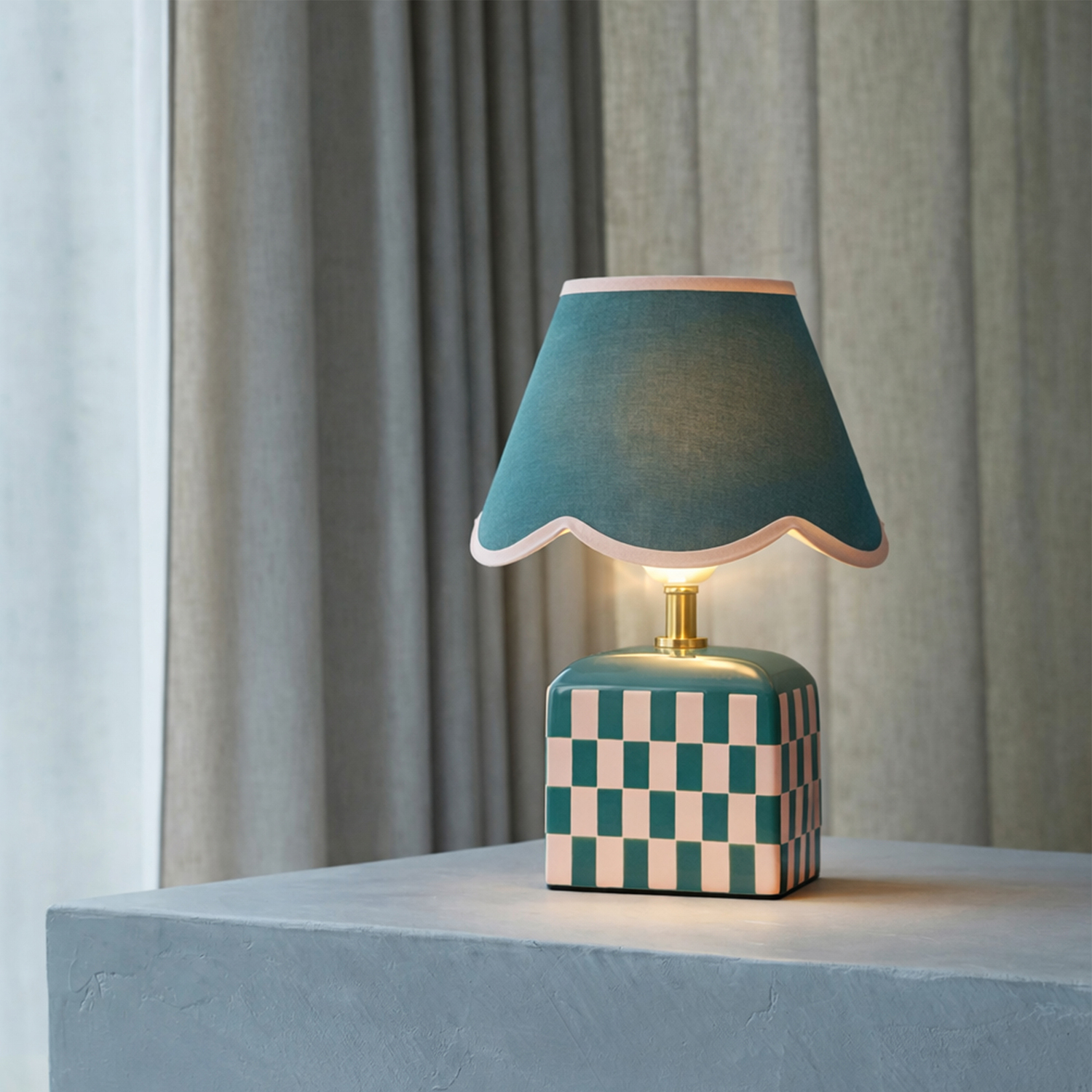 Winslow Ceramic Table Lamp
