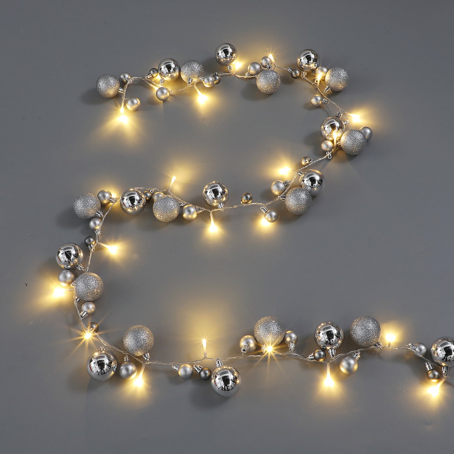 Zian Bauble Garland LED Christmas Light Display