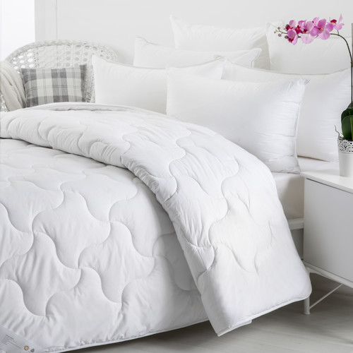 Wooltara Luxury Washable Australian Winter Wool Quilt Temple & ster