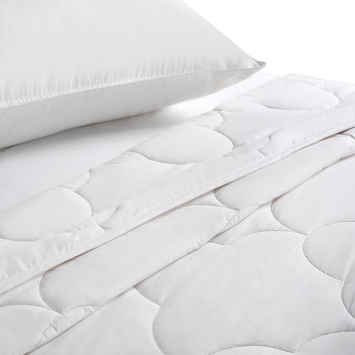 Dreamaker Super King Cotton Quilt Temple & ster