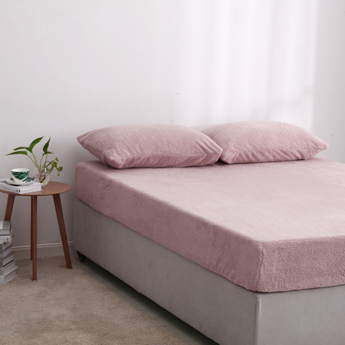 Dreamaker Teddy Fleece Fitted Sheet Set & Reviews Temple & ster