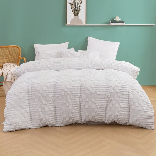 White Fletcher Chenille Quilt Cover Set
